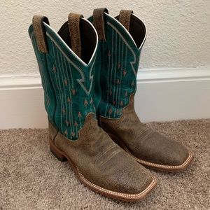 Justin cowboy boots